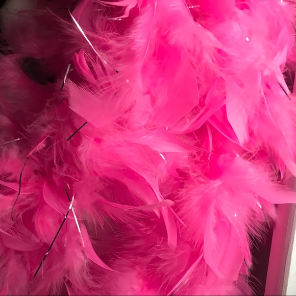 6.5 ft long pink silver tinsel feather boa costume - Picture 8 of 8